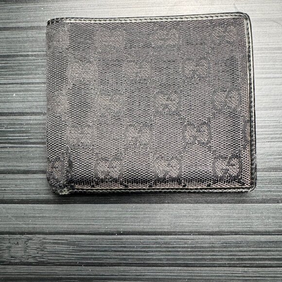 Gucci Black GG Canvas Bifold - Picture 1 of 11